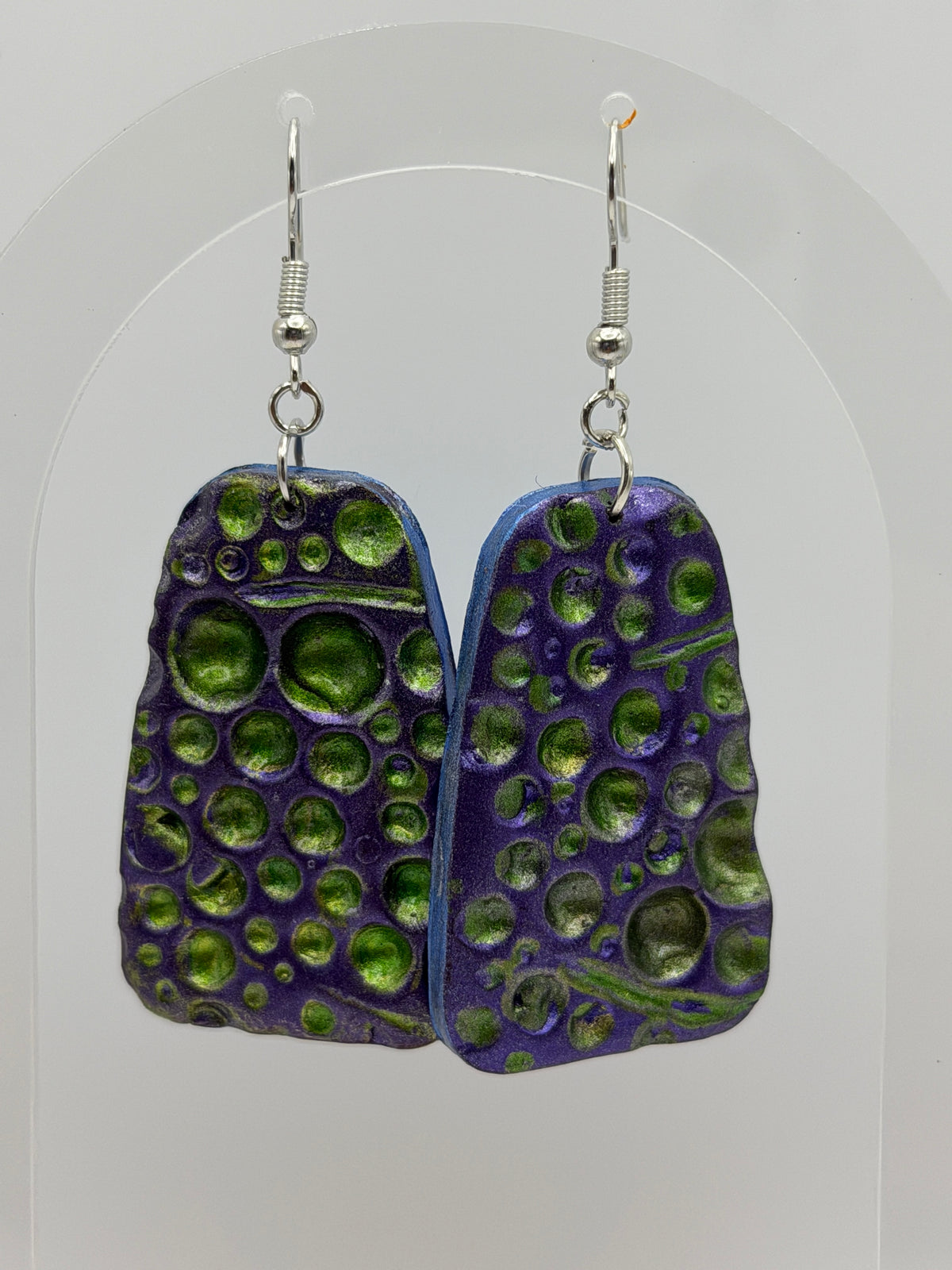 Tidal Pearls – Purple Kelp Earrings