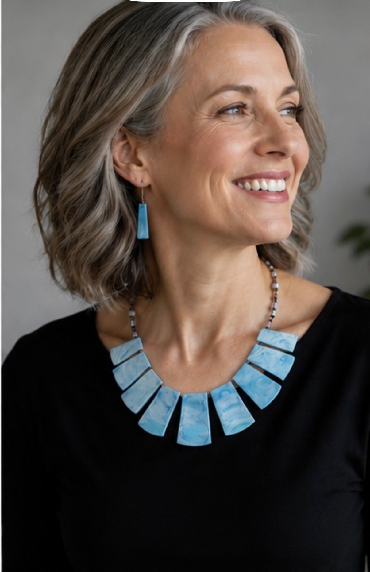 Sea Breeze - Necklace