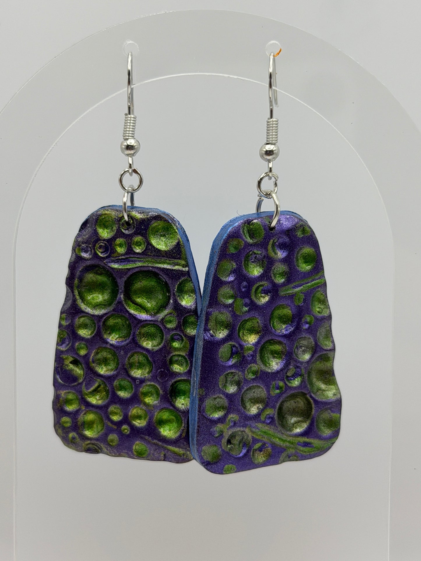 Tidal Pearls – Purple Kelp Earrings
