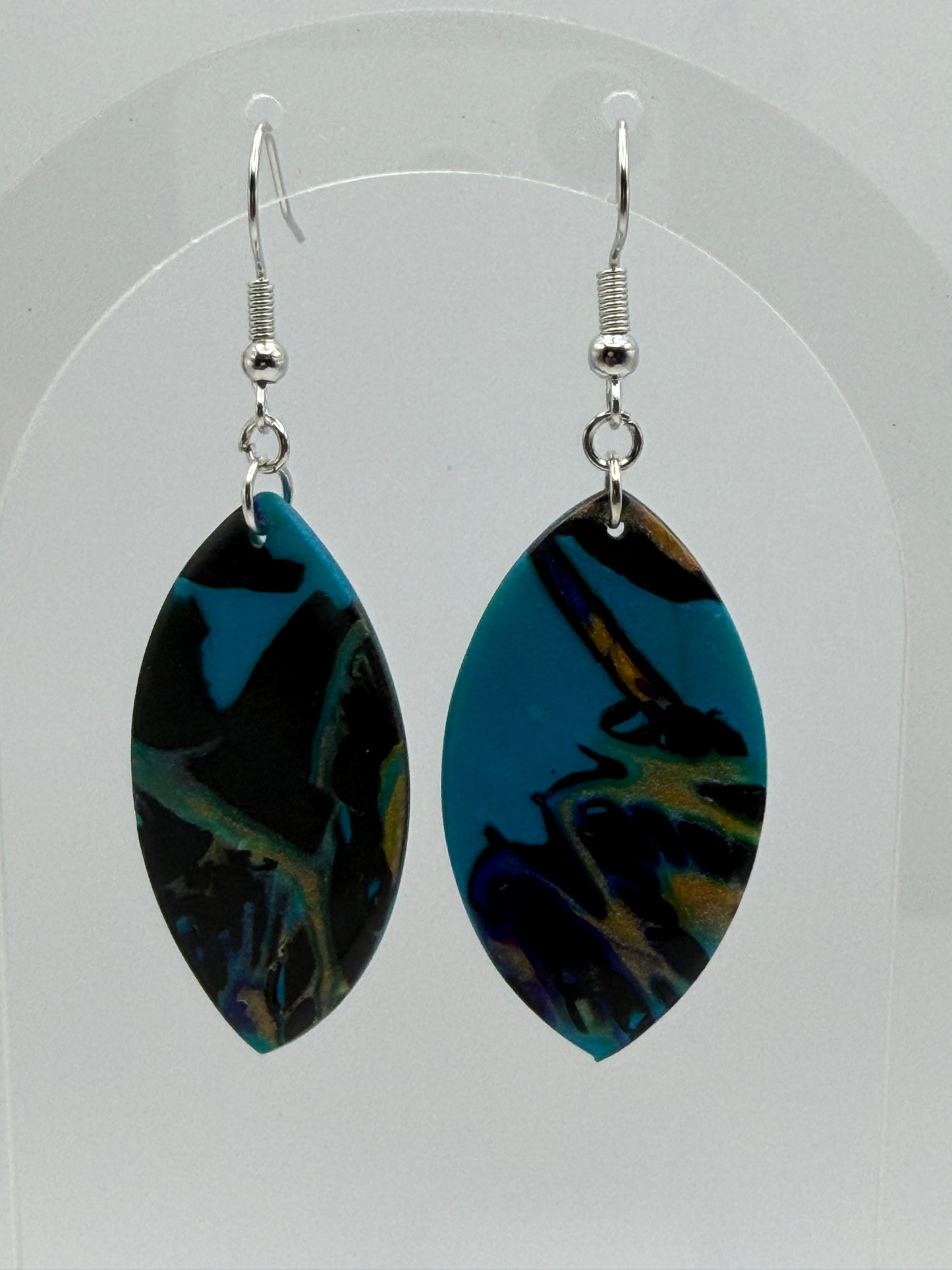 Undercurrent- Necklace and Earring Set